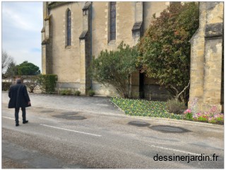 Zone jaune, mur contre église Lévignac-De-Guyenne