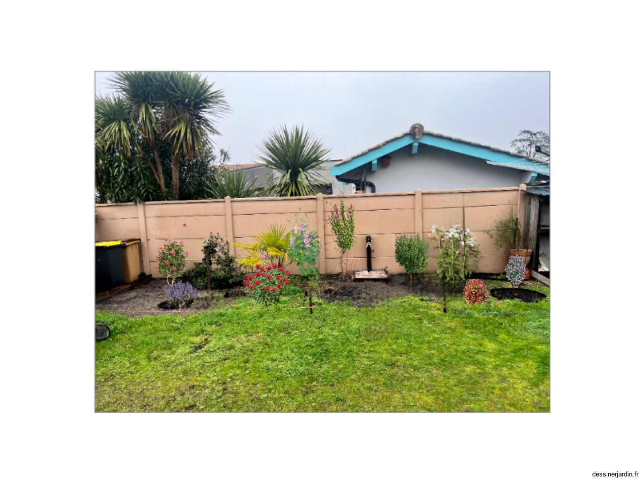 derrière avec fleurs